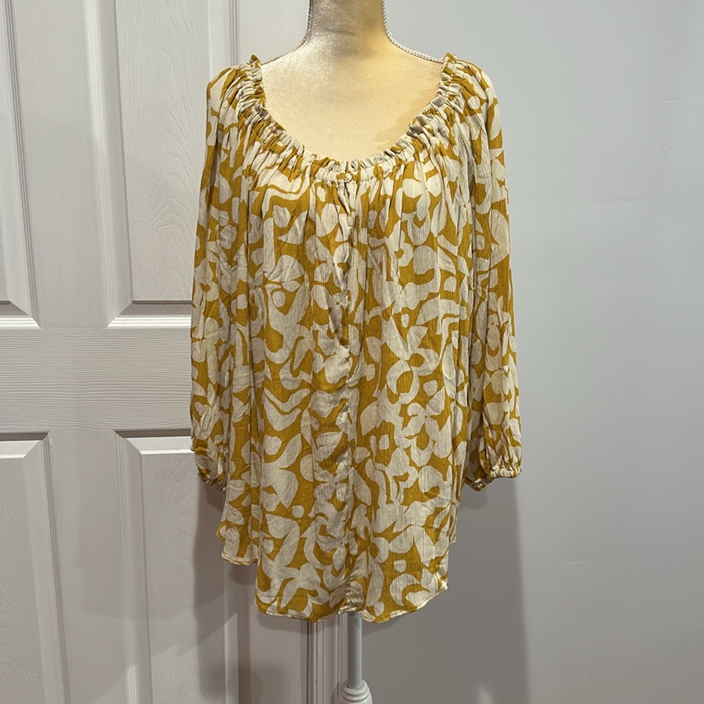 Terra & Sky Women's Plus Size Off The Shoulder Blouse with Long Sleeves 3 - Picture 5 of 11